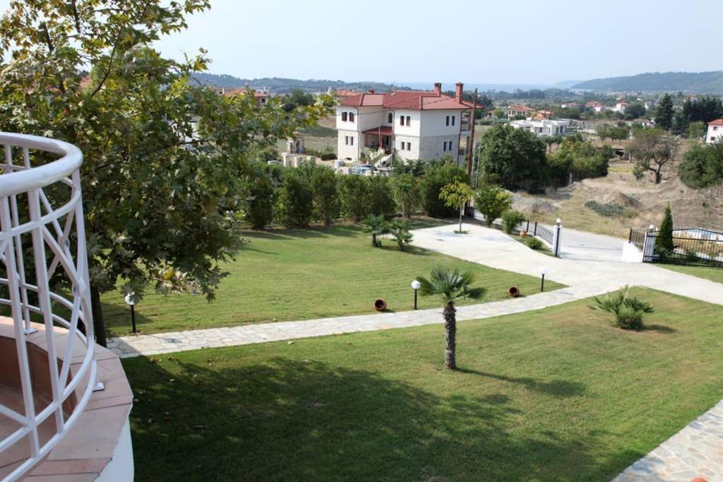 Wonderful Villa With Great View In Posidi-Kalandra Exterior photo